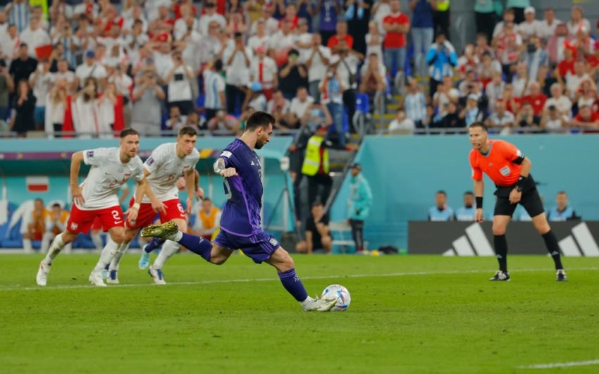 Messi's Argentina Survived Group Stage Scares Despite Penalty Miss, Through to the Round of 16 of the 2022 FIFA World Cup in Qatar with Poland